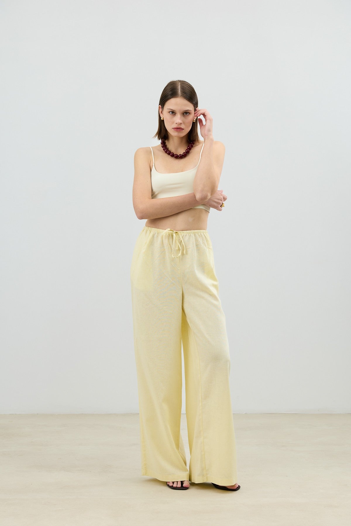 Antioch Linen-Blend Women's Shirt and Pants Set