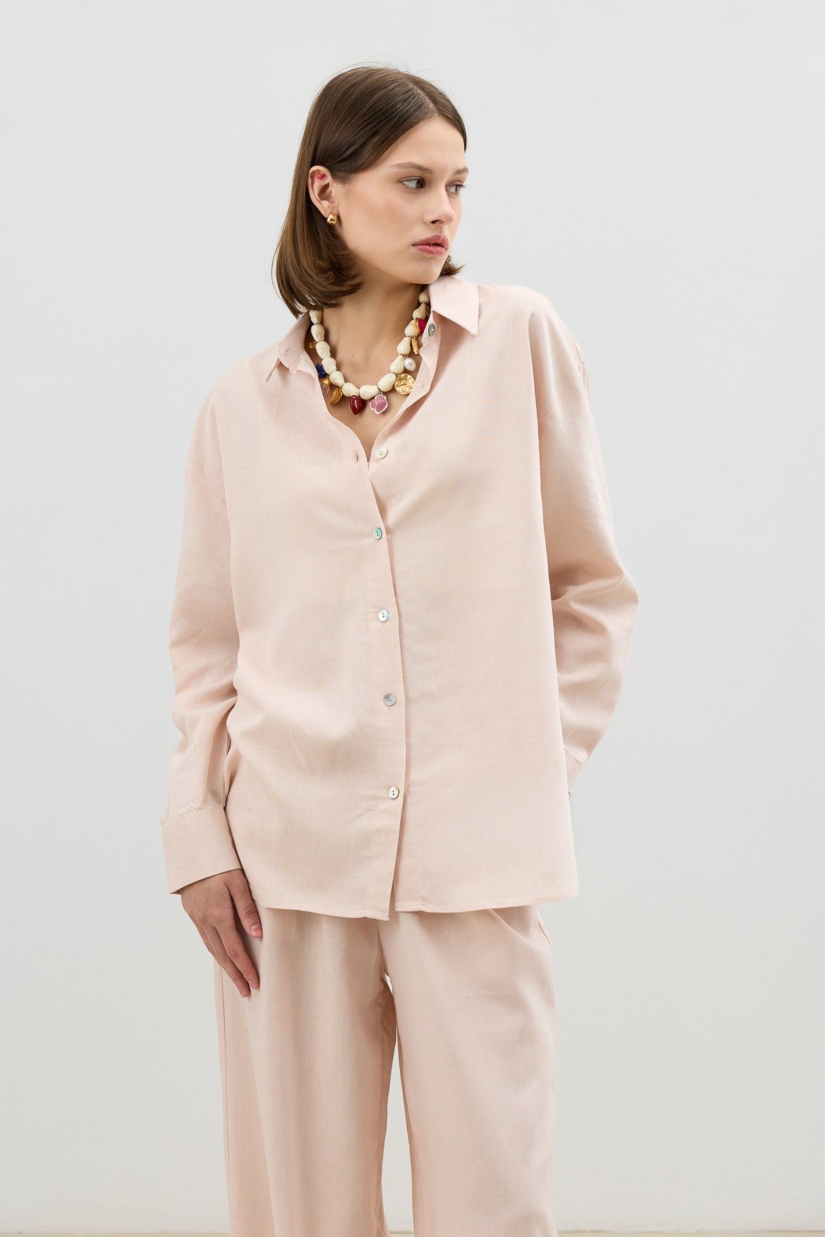 Antioch Linen-Blend Women's Shirt and Pants Set