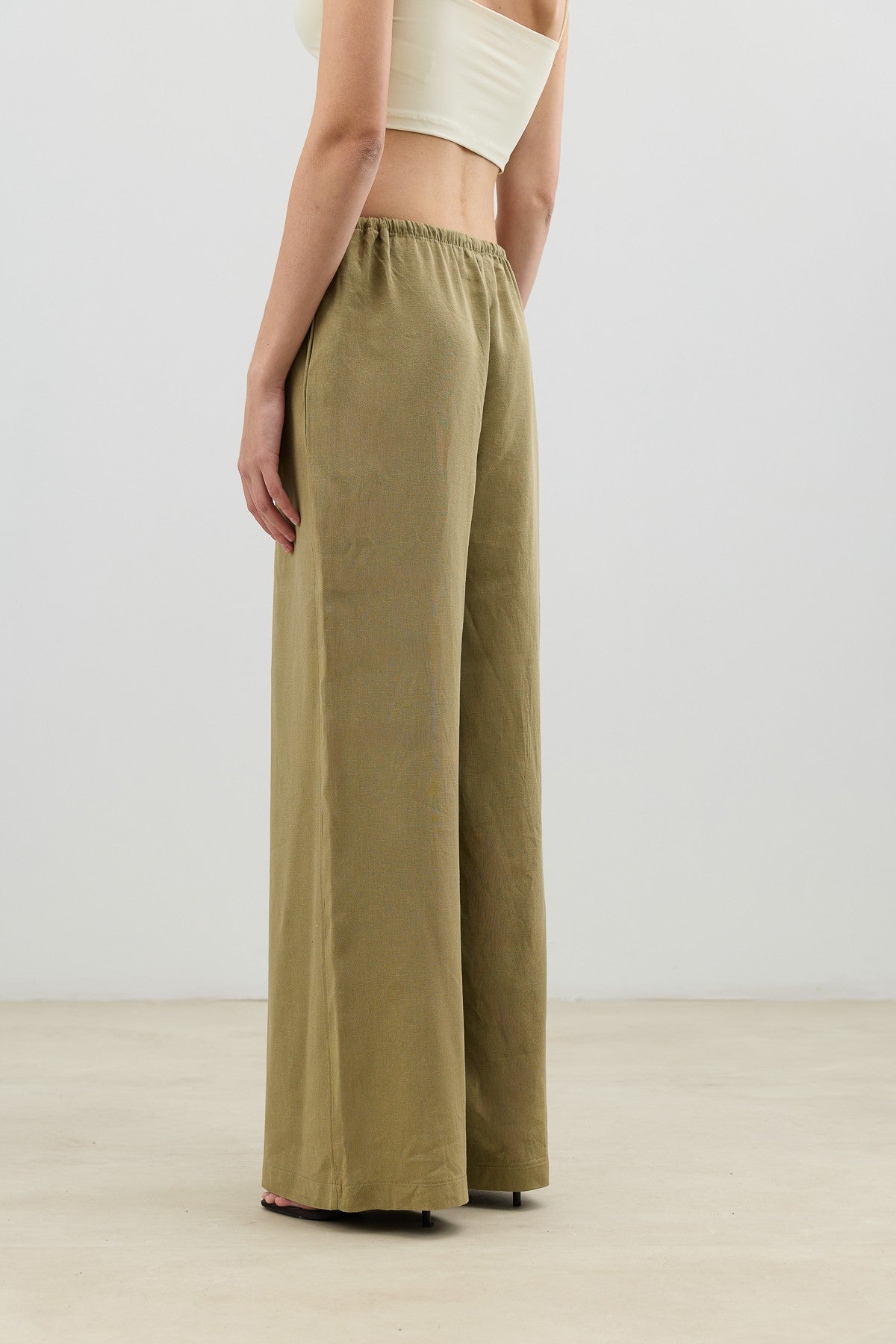 Antioch Linen-Blend Women's Shirt and Pants Set