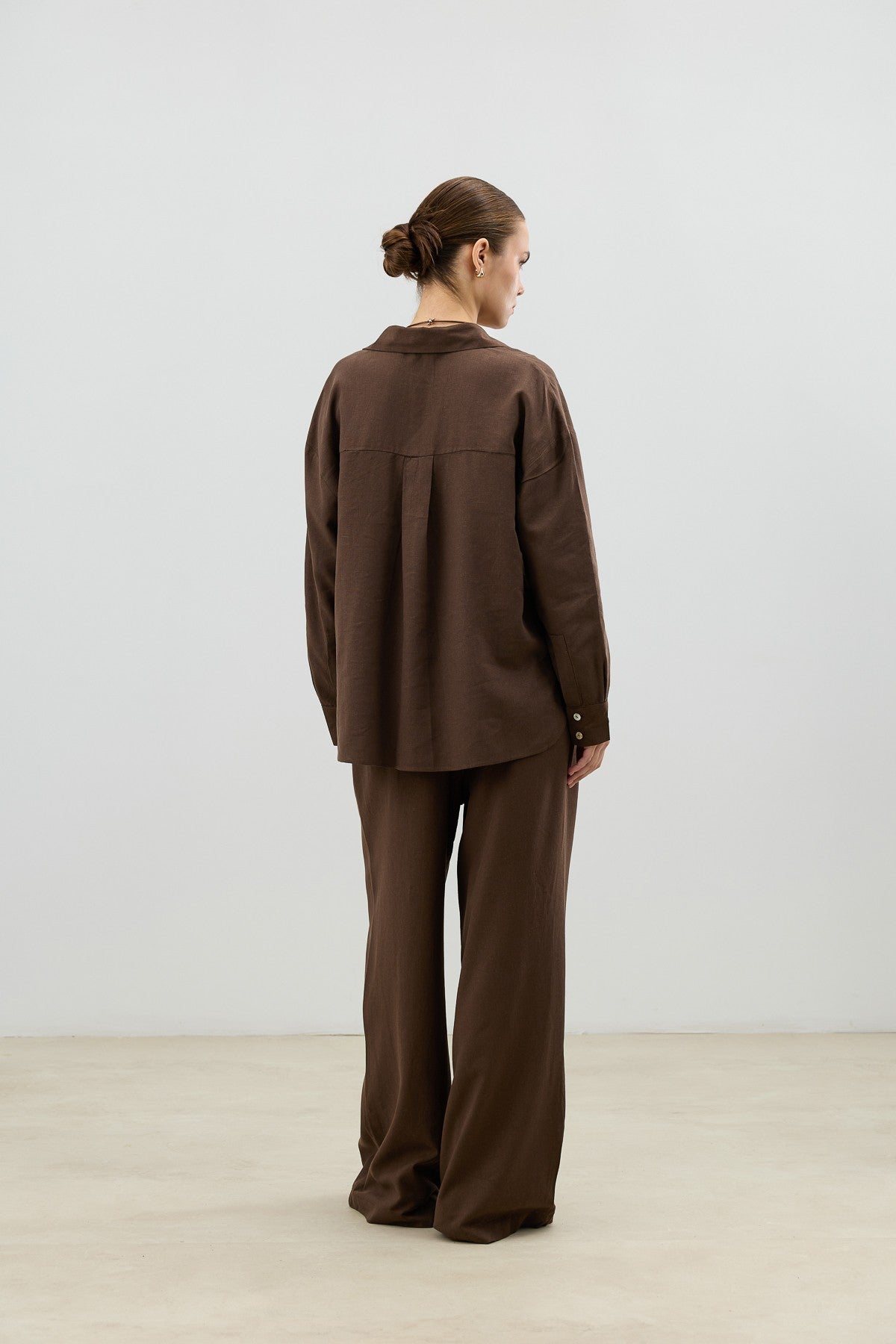 Antioch Linen-Blend Women's Shirt and Pants Set