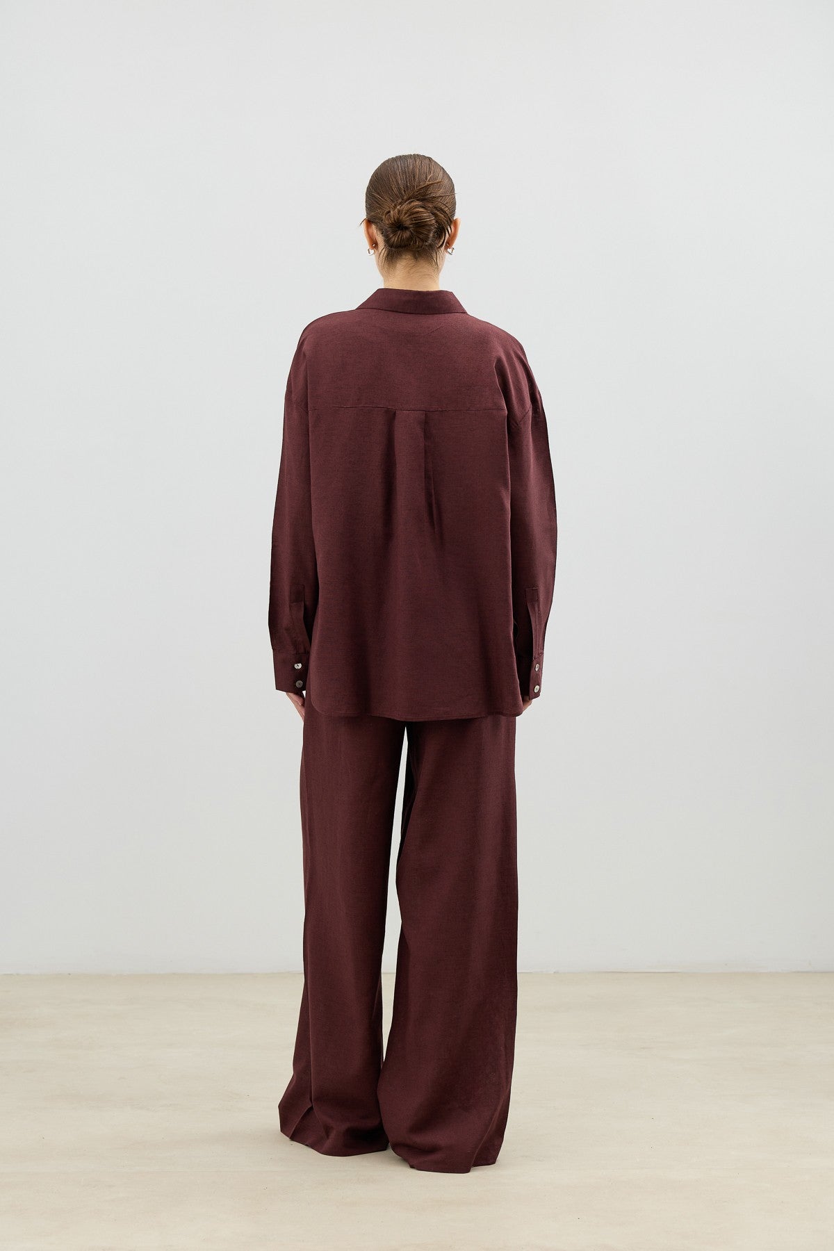 Antioch Linen-Blend Women's Shirt and Pants Set