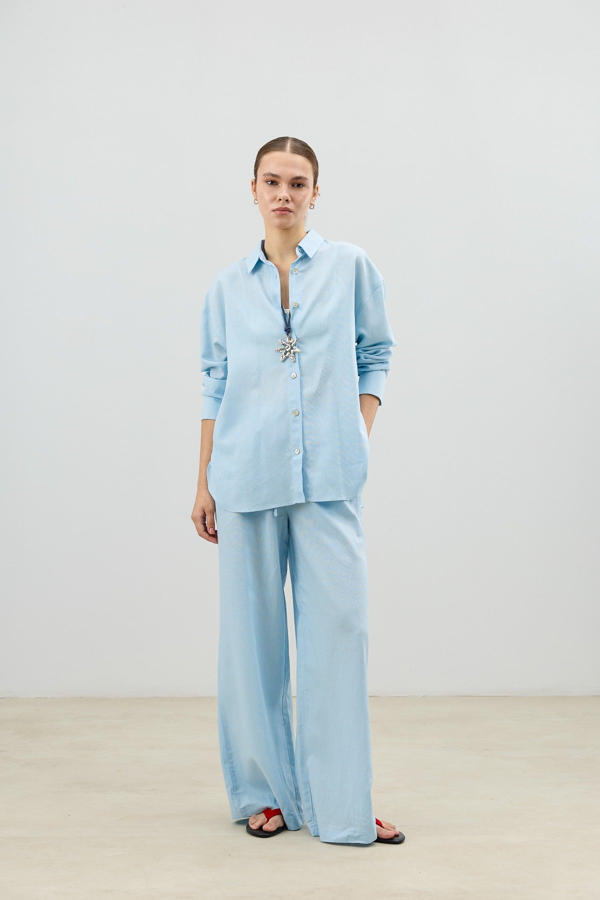 Antioch Linen-Blend Women's Shirt and Pants Set