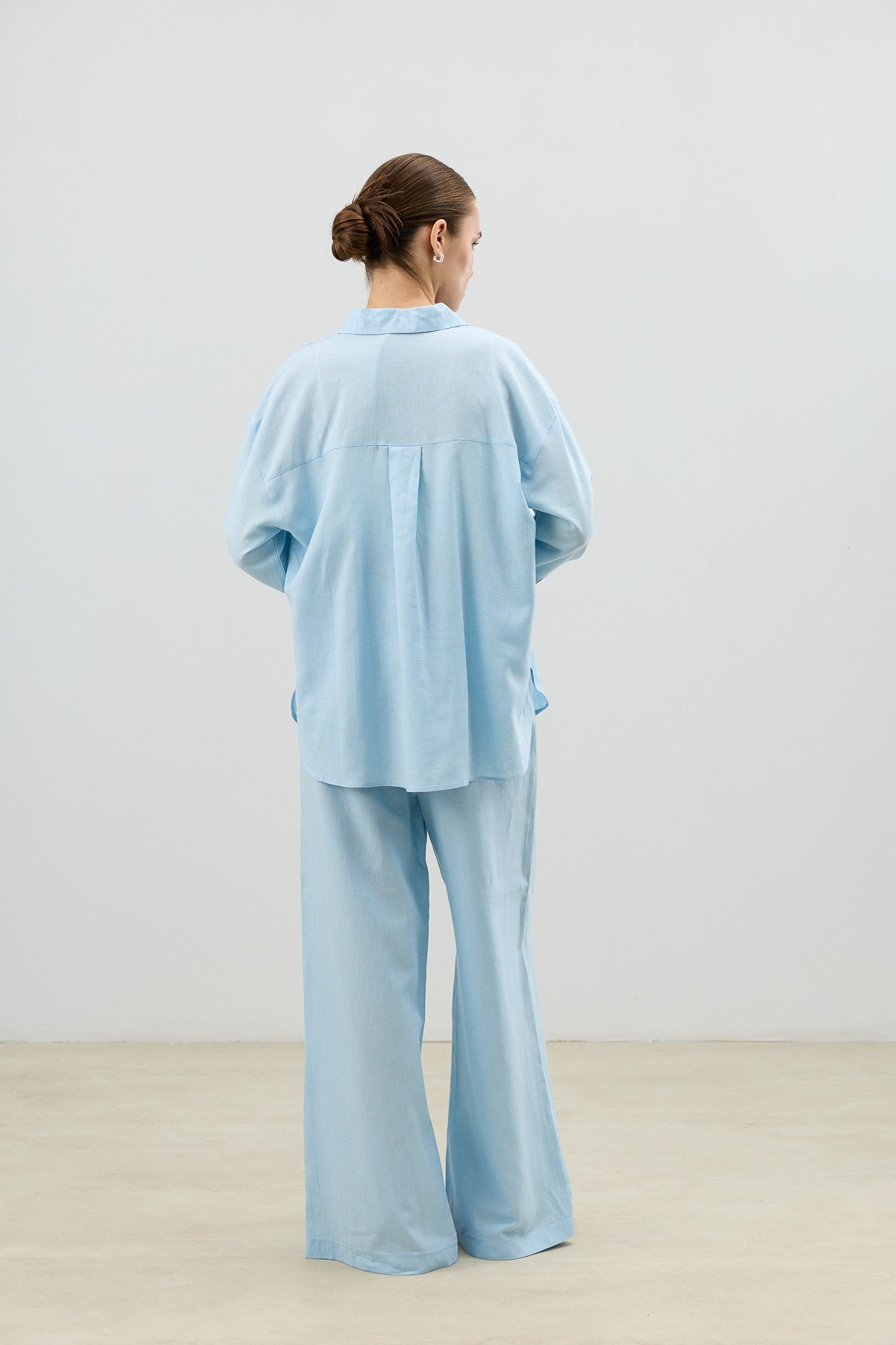 Antioch Linen-Blend Women's Shirt and Pants Set