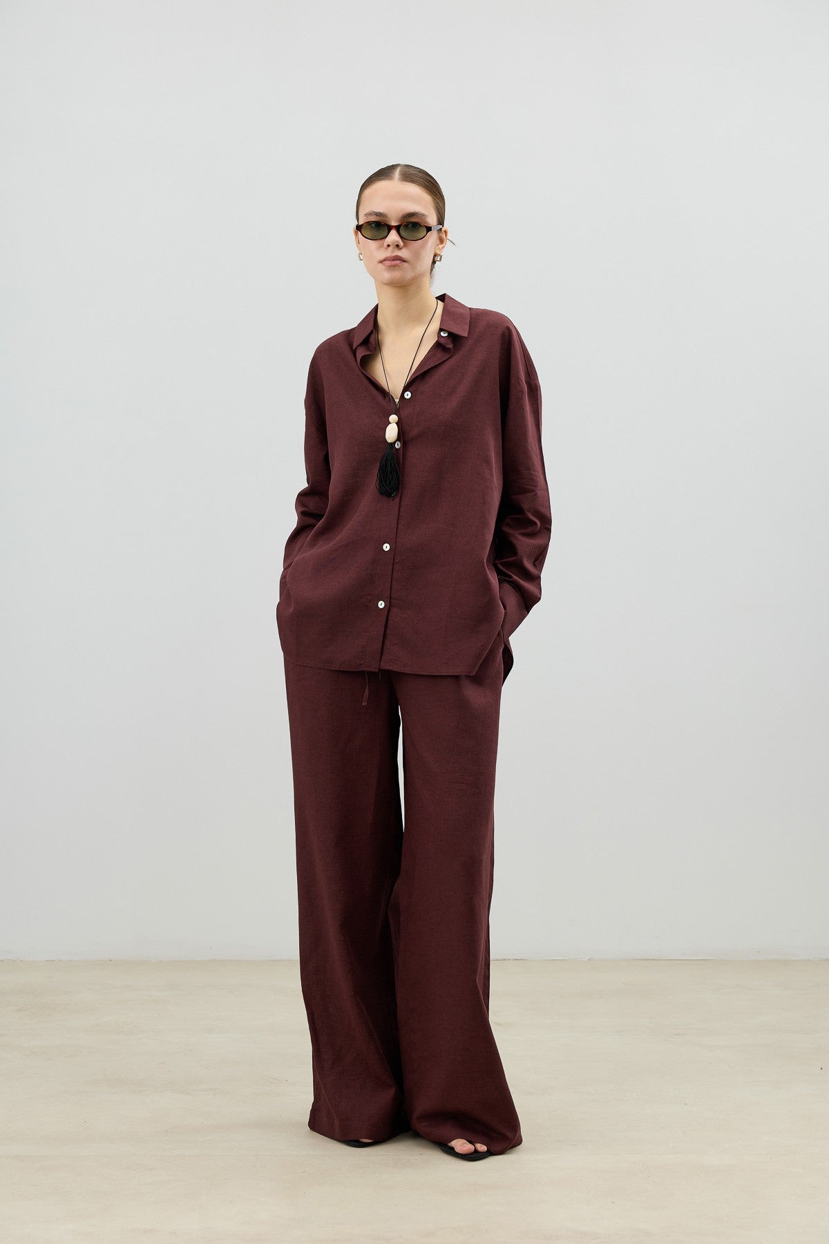 Antioch Linen-Blend Women's Shirt and Pants Set