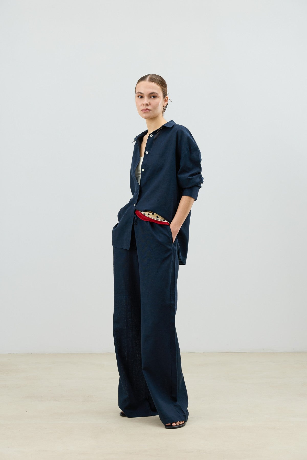 Antioch Linen-Blend Women's Shirt and Pants Set