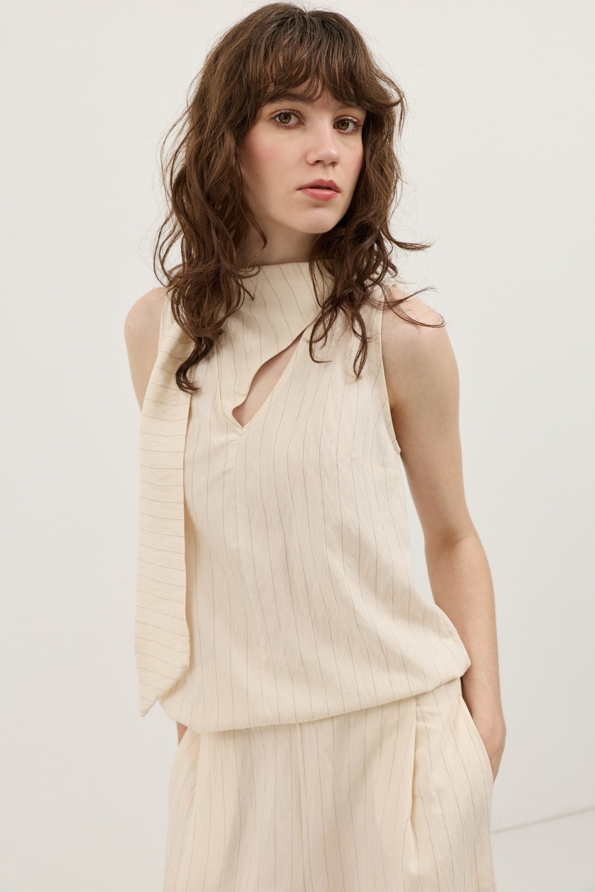 Cream-Colored Shawl-Collar Striped Women's Set