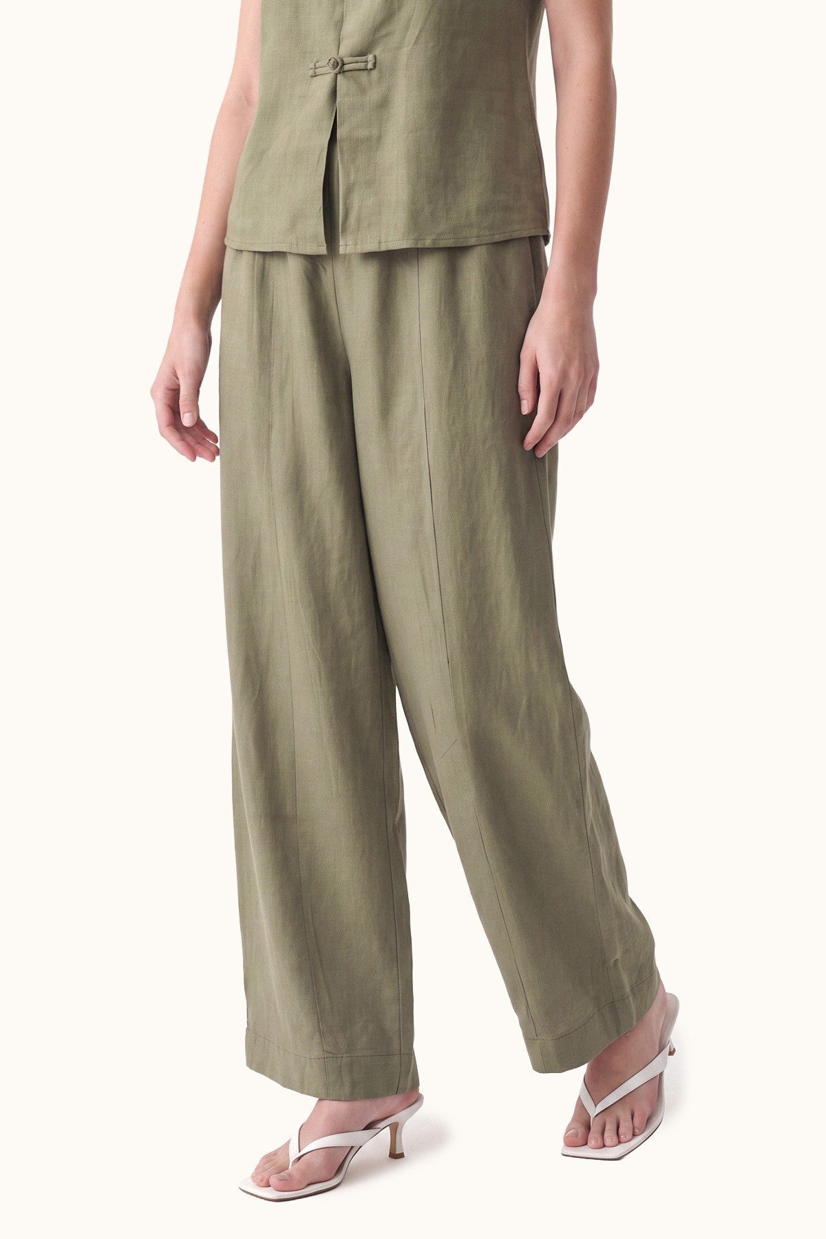 Linen-Blend Embellished Button Set